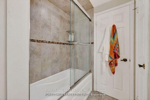 Photo 15 at 263 Tansley Road, Brownridge, Vaughan