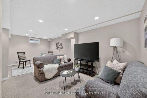 Photo 18 at 263 Tansley Road, Brownridge, Vaughan