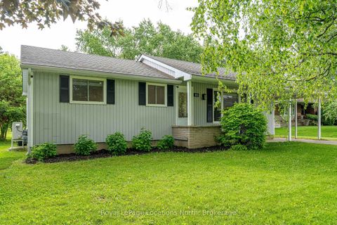 Photo 1 at 46 Townley Street, Nottawa, Clearview