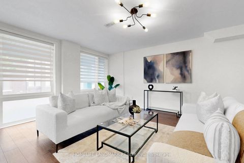 Photo 9 at 17 Thorncrest Drive, Patterson, Vaughan