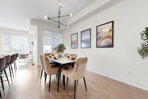 Photo 19 at 17 Thorncrest Drive, Patterson, Vaughan