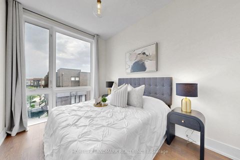 Photo 40 at 17 Thorncrest Drive, Patterson, Vaughan