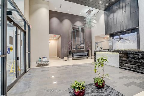 Photo 2 at SW 321 - 9191 Yonge Street, Langstaff, Richmond Hill
