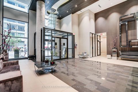 Photo 4 at SW 321 - 9191 Yonge Street, Langstaff, Richmond Hill