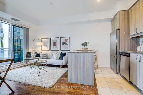 Photo 13 at SW 321 - 9191 Yonge Street, Langstaff, Richmond Hill