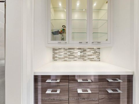 Photo 7 at 55 Bond Crescent, Oak Ridges, Richmond Hill