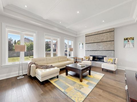 Photo 12 at 55 Bond Crescent, Oak Ridges, Richmond Hill