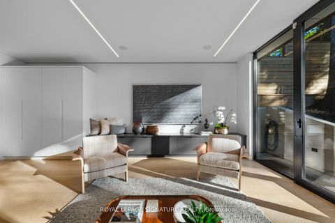 Photo 11 at 174 Kenilworth Avenue, The Beaches, Toronto