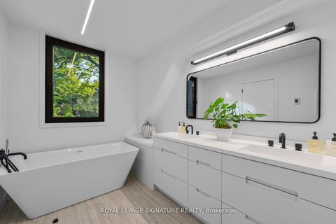 Photo 21 at 174 Kenilworth Avenue, The Beaches, Toronto