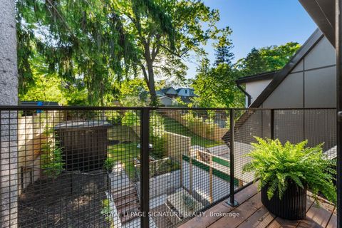 Photo 24 at 174 Kenilworth Avenue, The Beaches, Toronto