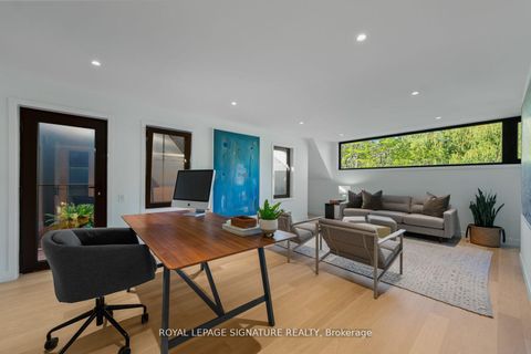 Photo 34 at 174 Kenilworth Avenue, The Beaches, Toronto