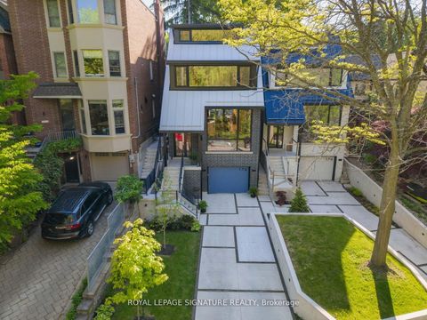 Photo 49 at 174 Kenilworth Avenue, The Beaches, Toronto