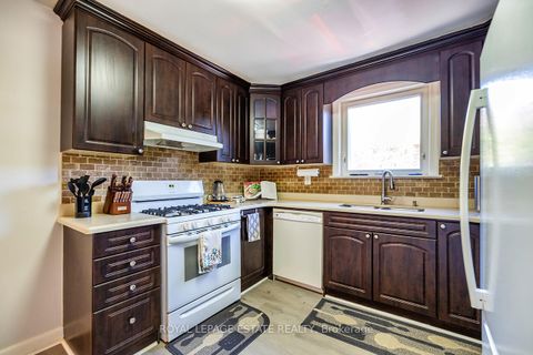 Photo 9 at 89 Vanbrugh Avenue, Cliffside, Toronto