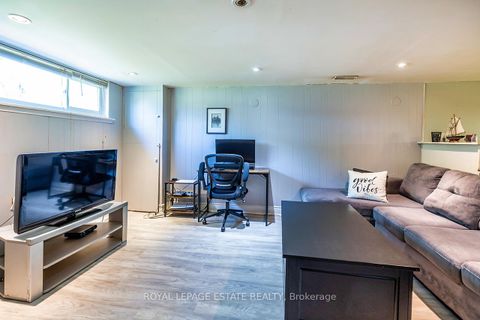 Photo 15 at 89 Vanbrugh Avenue, Cliffside, Toronto