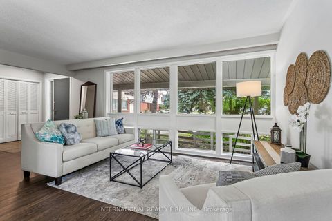 Photo 7 at 33 Kendleton Drive, Jamestown, Toronto