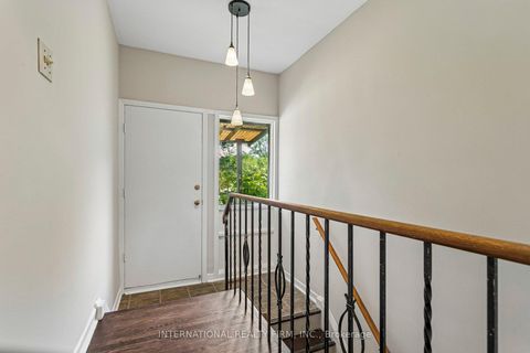 Photo 12 at 33 Kendleton Drive, Jamestown, Toronto