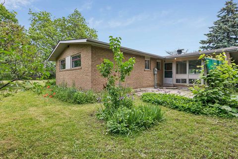 Photo 45 at 33 Kendleton Drive, Jamestown, Toronto