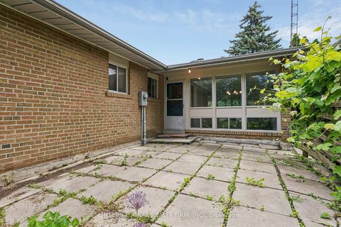Photo 46 at 33 Kendleton Drive, Jamestown, Toronto