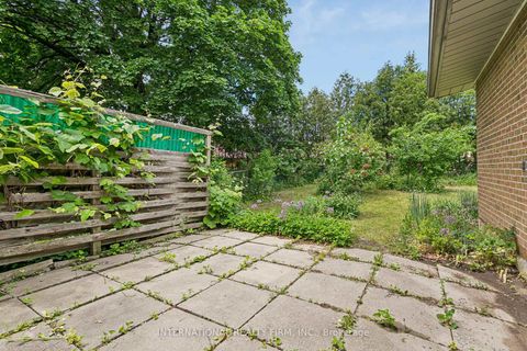 Photo 48 at 33 Kendleton Drive, Jamestown, Toronto