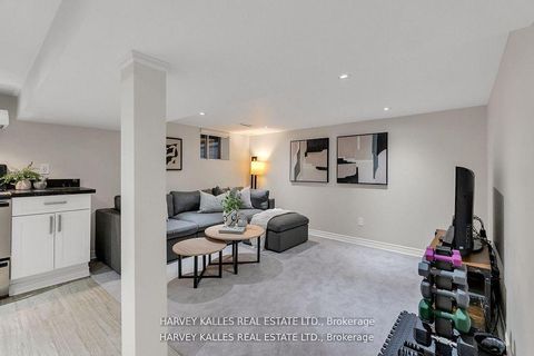 Photo 32 at 326 Glenholme Avenue, Oakwood Village, Toronto
