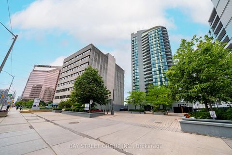 Photo 2 at 2009 - 5740 Yonge Street, Newtonbrook West, Toronto
