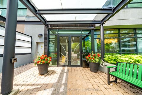 Photo 4 at 2009 - 5740 Yonge Street, Newtonbrook West, Toronto
