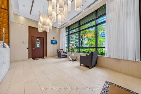 Photo 5 at 2009 - 5740 Yonge Street, Newtonbrook West, Toronto