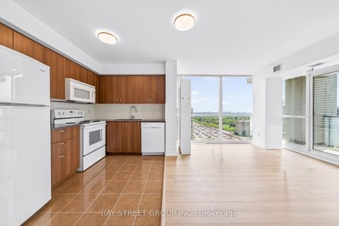 Photo 16 at 2009 - 5740 Yonge Street, Newtonbrook West, Toronto