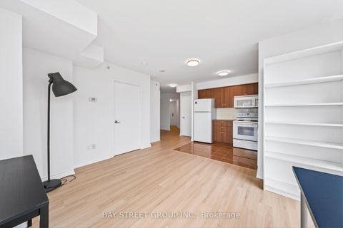 Photo 22 at 2009 - 5740 Yonge Street, Newtonbrook West, Toronto