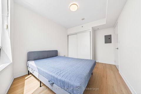 Photo 25 at 2009 - 5740 Yonge Street, Newtonbrook West, Toronto