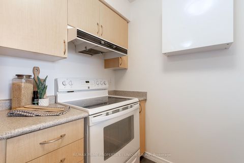 Photo 4 at 908 - 61 Heintzman Street, Junction Area, Toronto