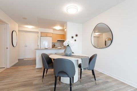 Photo 9 at 908 - 61 Heintzman Street, Junction Area, Toronto