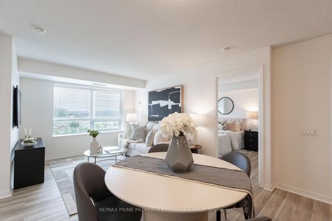Photo 10 at 908 - 61 Heintzman Street, Junction Area, Toronto