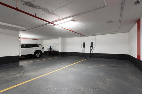 Photo 32 at 908 - 61 Heintzman Street, Junction Area, Toronto