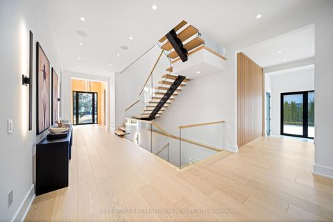 Photo 9 at 29 Greenside Drive, Nobleton, King