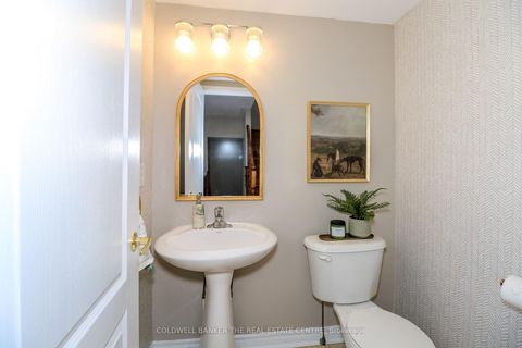 Photo 8 at 22 Maple Crown Terrace, Shore, Barrie