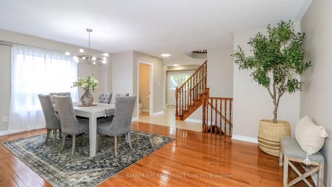 Photo 12 at 22 Maple Crown Terrace, Shore, Barrie
