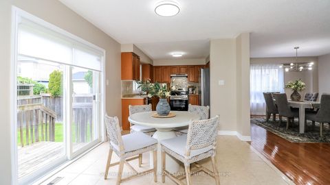 Photo 19 at 22 Maple Crown Terrace, Shore, Barrie
