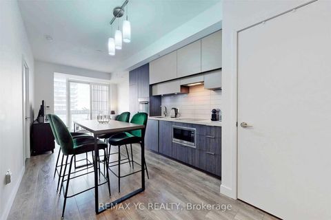 Photo 2 at 2212 - 8 Eglinton Avenue E, Mount Pleasant East, Toronto