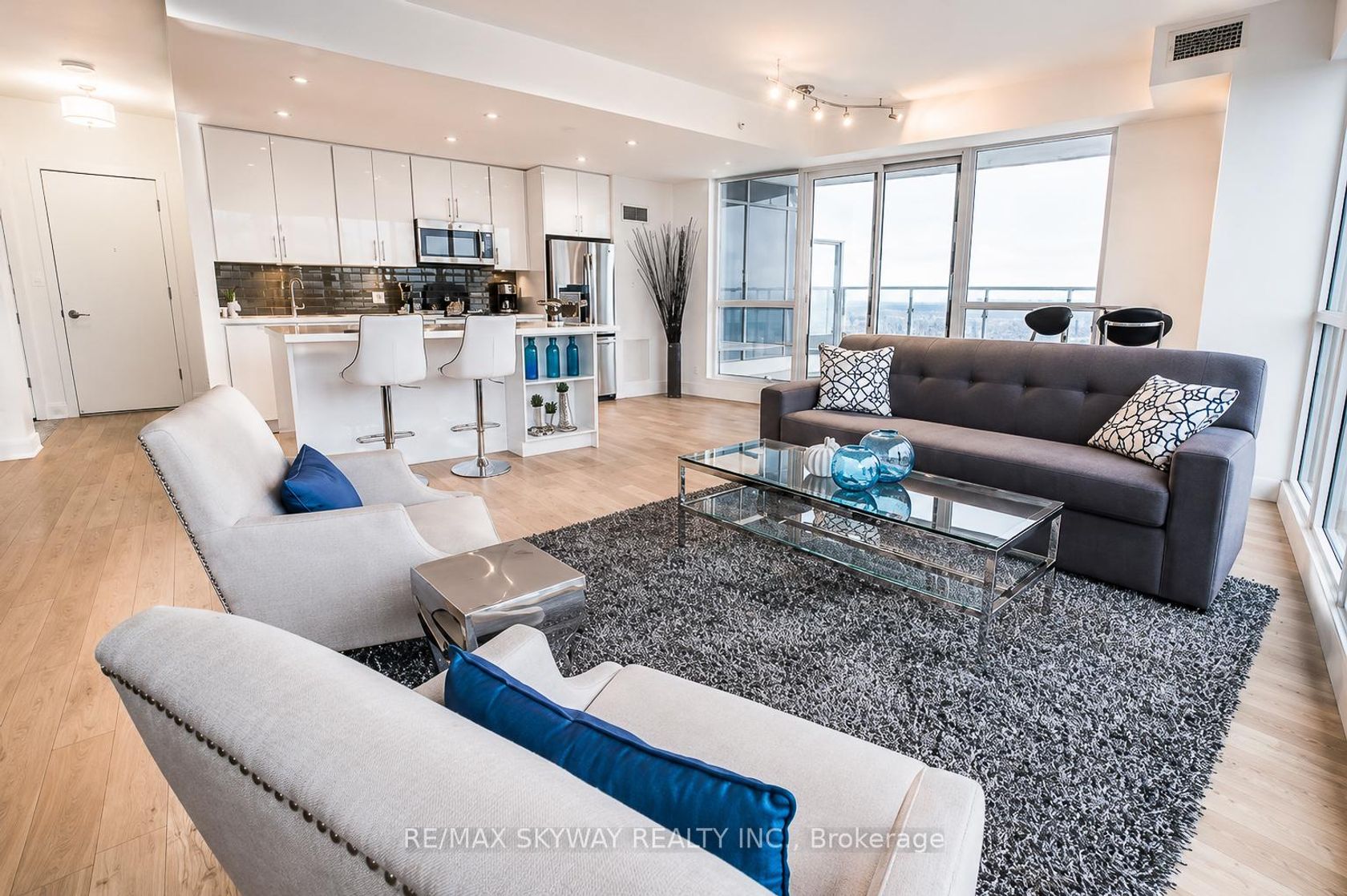 Lph03 - 2212 Lakeshore Boulevard W, Mimico, Toronto 