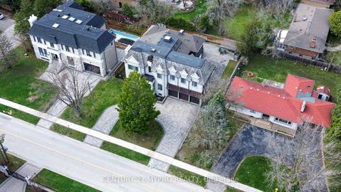 Photo 1 at 20 Uplands Avenue, Uplands, Vaughan