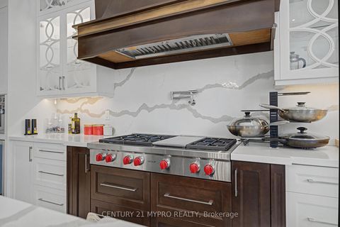 Photo 16 at 20 Uplands Avenue, Uplands, Vaughan