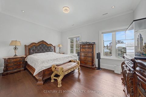 Photo 22 at 20 Uplands Avenue, Uplands, Vaughan