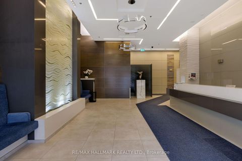 Photo 4 at 1401 - 530 St Clair Avenue W, Cedarvale, Toronto