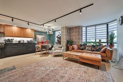 Photo 11 at C-PH 10 - 211 Saint Patrick Street, Chinatown, Toronto