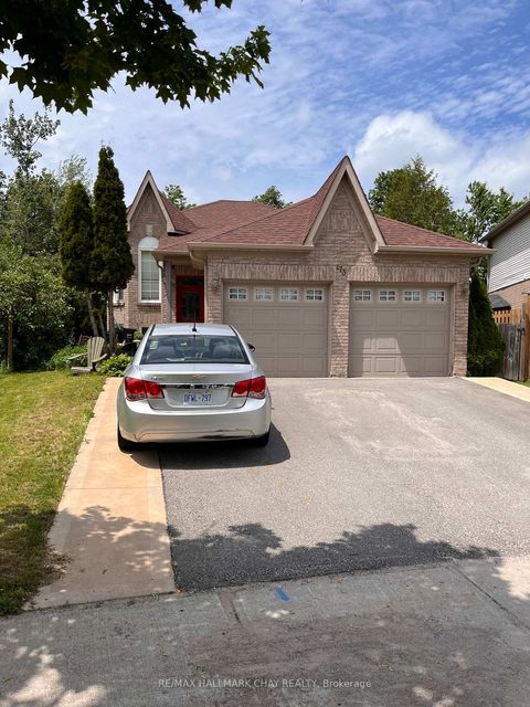 Photo 0 at 173 Wessenger Drive, Holly, Barrie