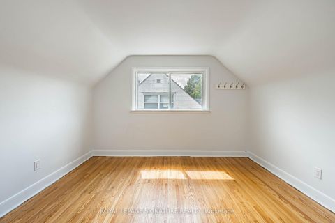Photo 24 at 7 Putney Road, Alderwood, Toronto