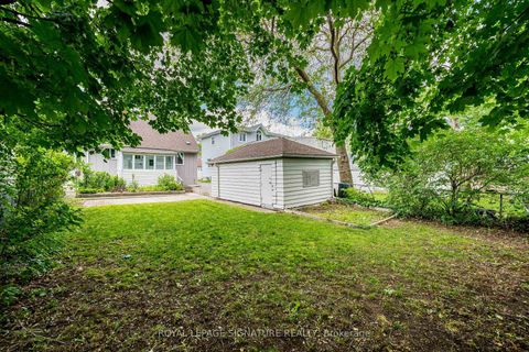 Photo 37 at 7 Putney Road, Alderwood, Toronto