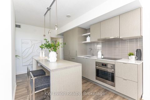 Photo 19 at 1010 - 88 Harbour Street, Waterfront Communities C1, Toronto