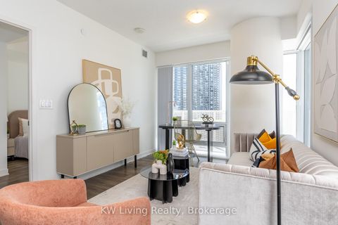 Photo 22 at 1010 - 88 Harbour Street, Waterfront Communities C1, Toronto